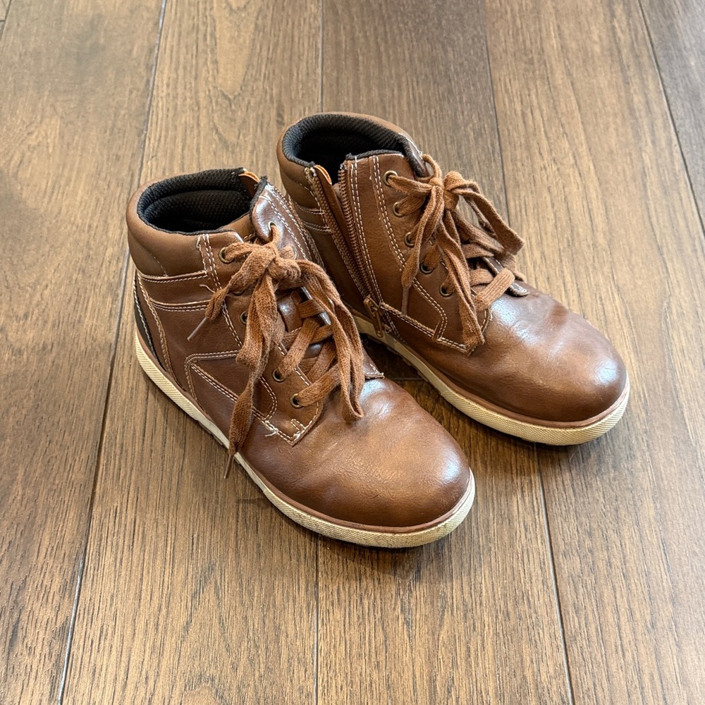 Sonoma Boys Brown Leather High-Top Shoes Size 3 C3-080